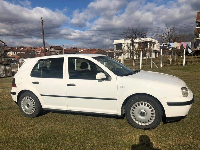 VW Golf 4