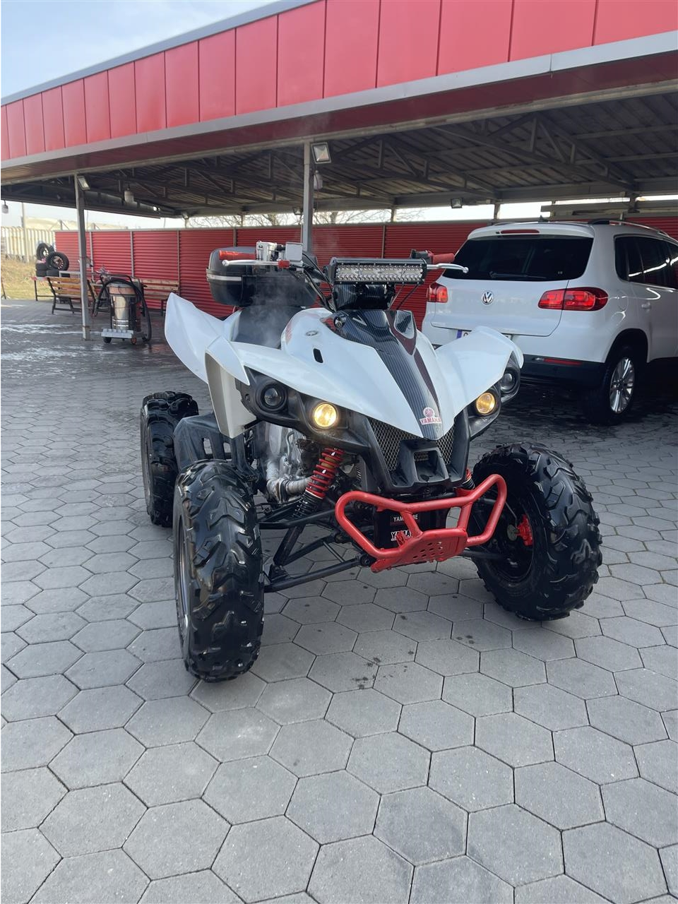 Shitet-Yamaha