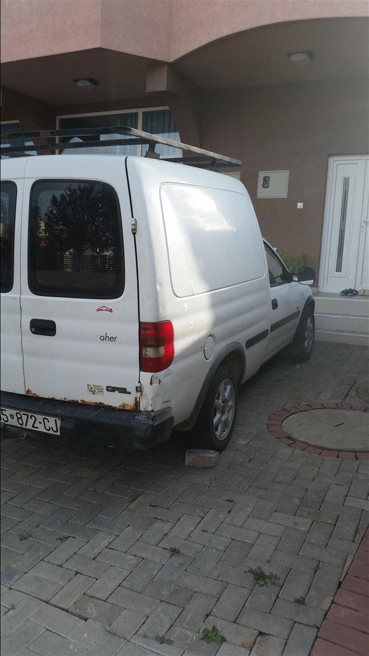 Opel-Combo-D-