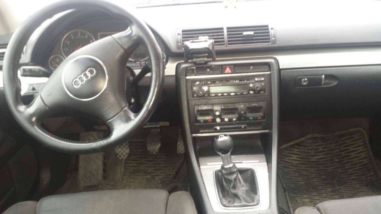 shitet-Audi-A4