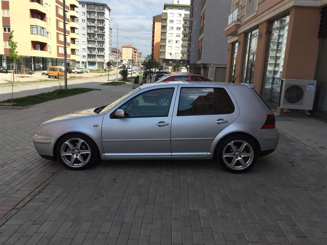 VW-Golf-4--01