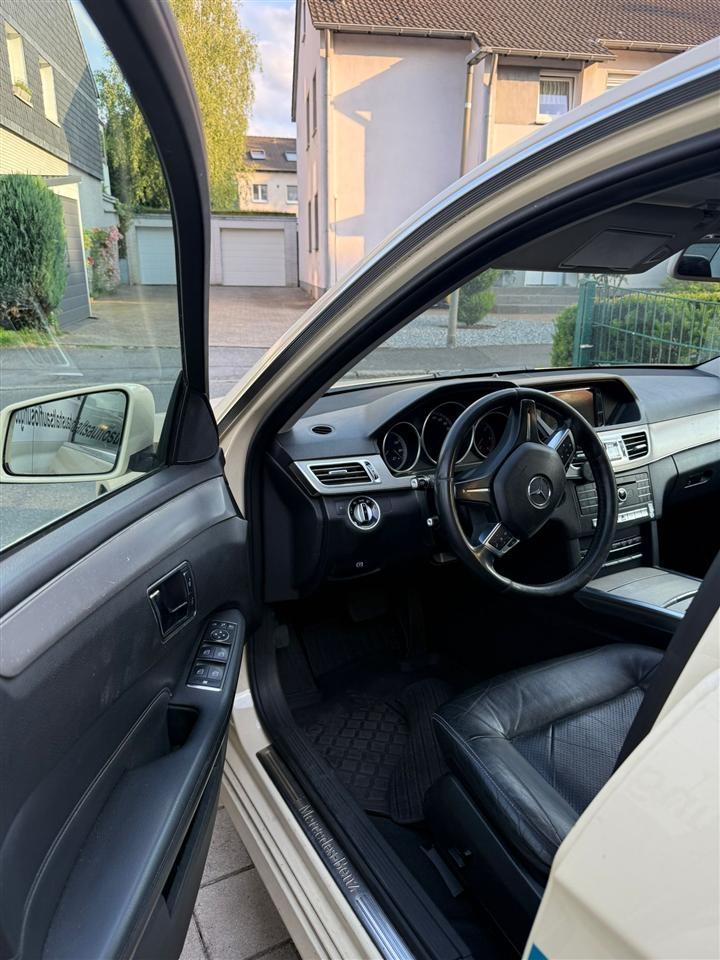 Mercedes-E200-Disel-Automatik-Euro-6
