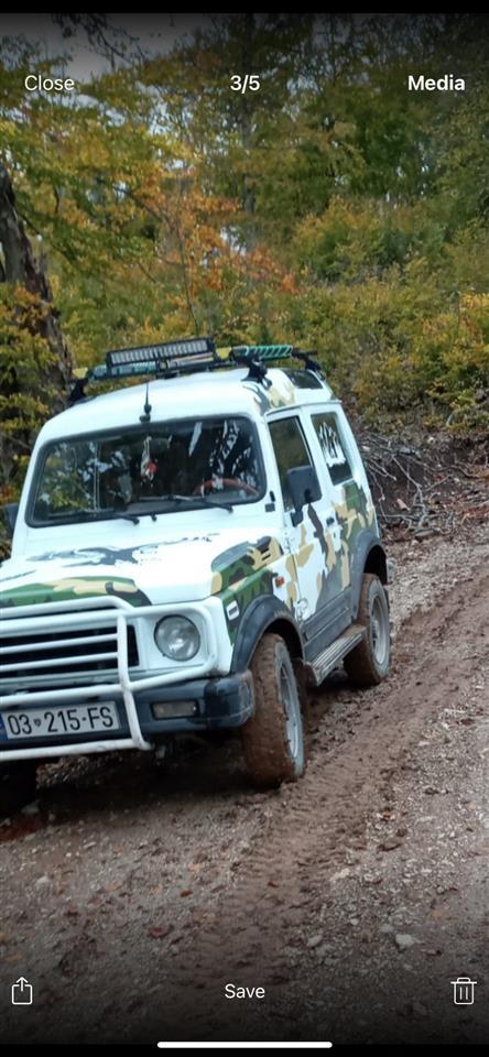 Suzuki-Samurai