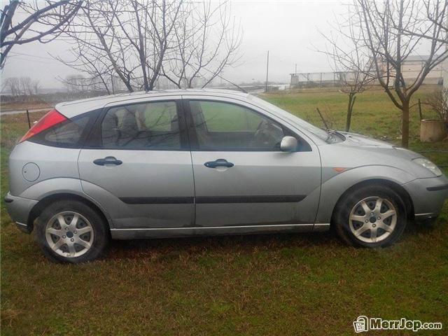 Ford Focus -03
