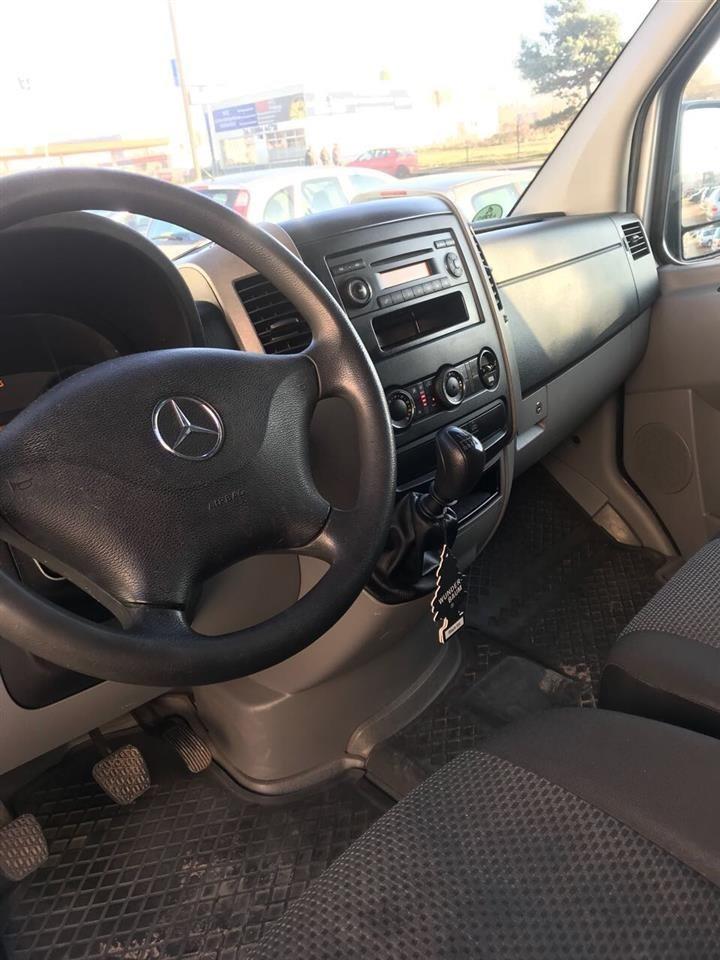 Mercedes-sprinter-
