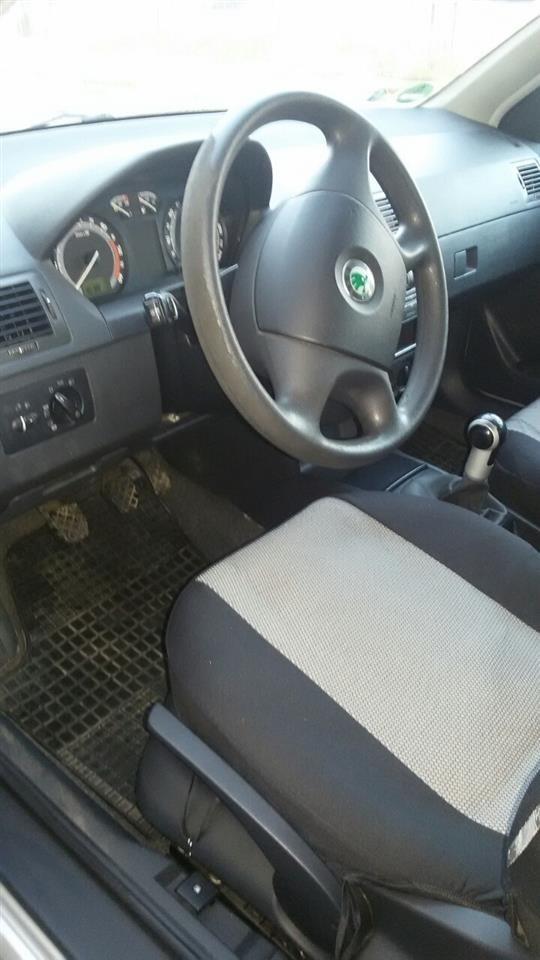 Skoda-Fabia-1-9-2007