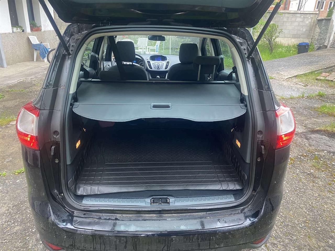 Ford-Galaxy-