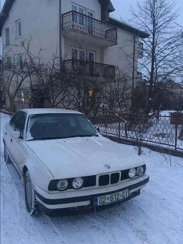 BMW 524