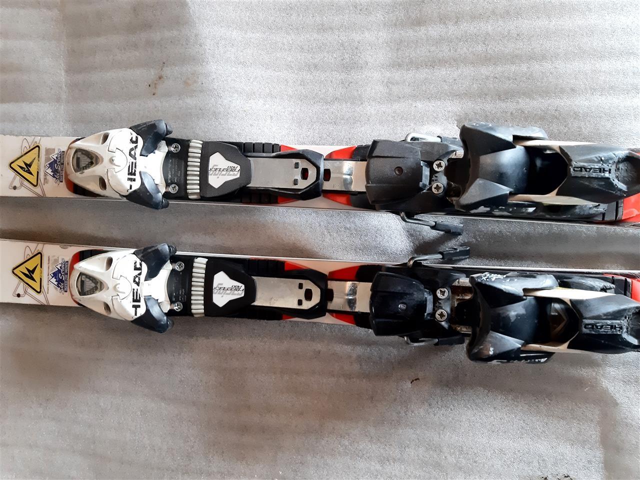 skija