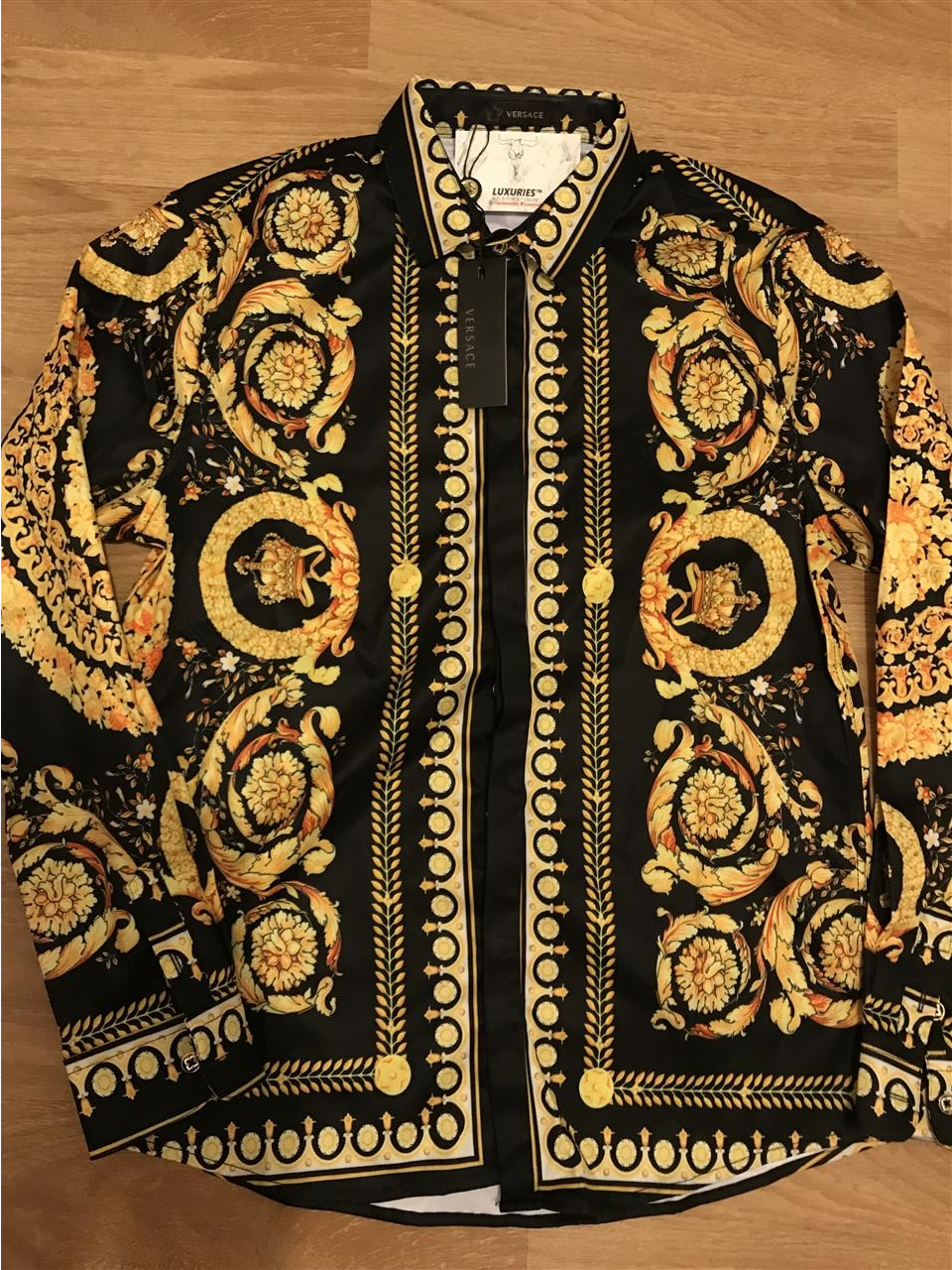 VERSACE