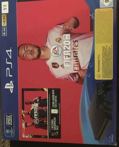 Sony ps4 slim