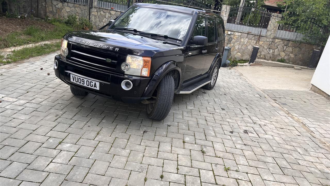 Land-Rover-