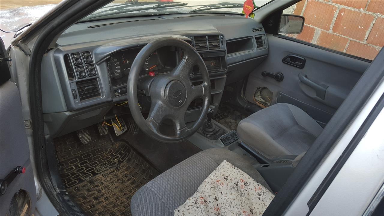 pasat-2-ford-92