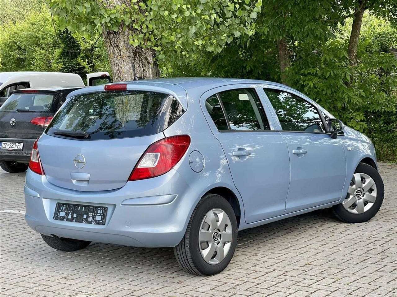 shitet-opel-corsa