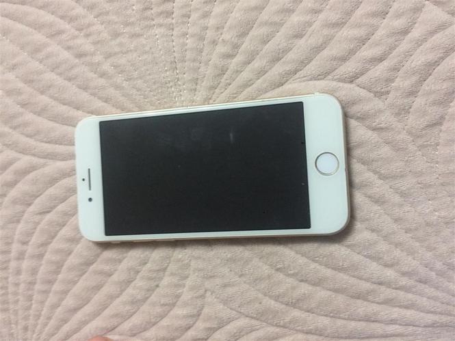 Iphone 7  dubai