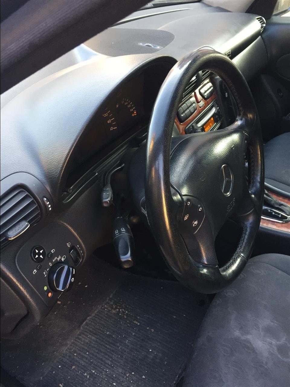 Mercdes-C220