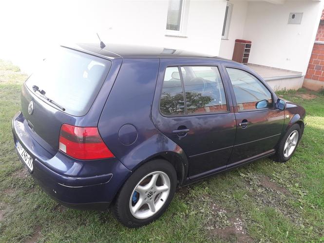 Golf 4