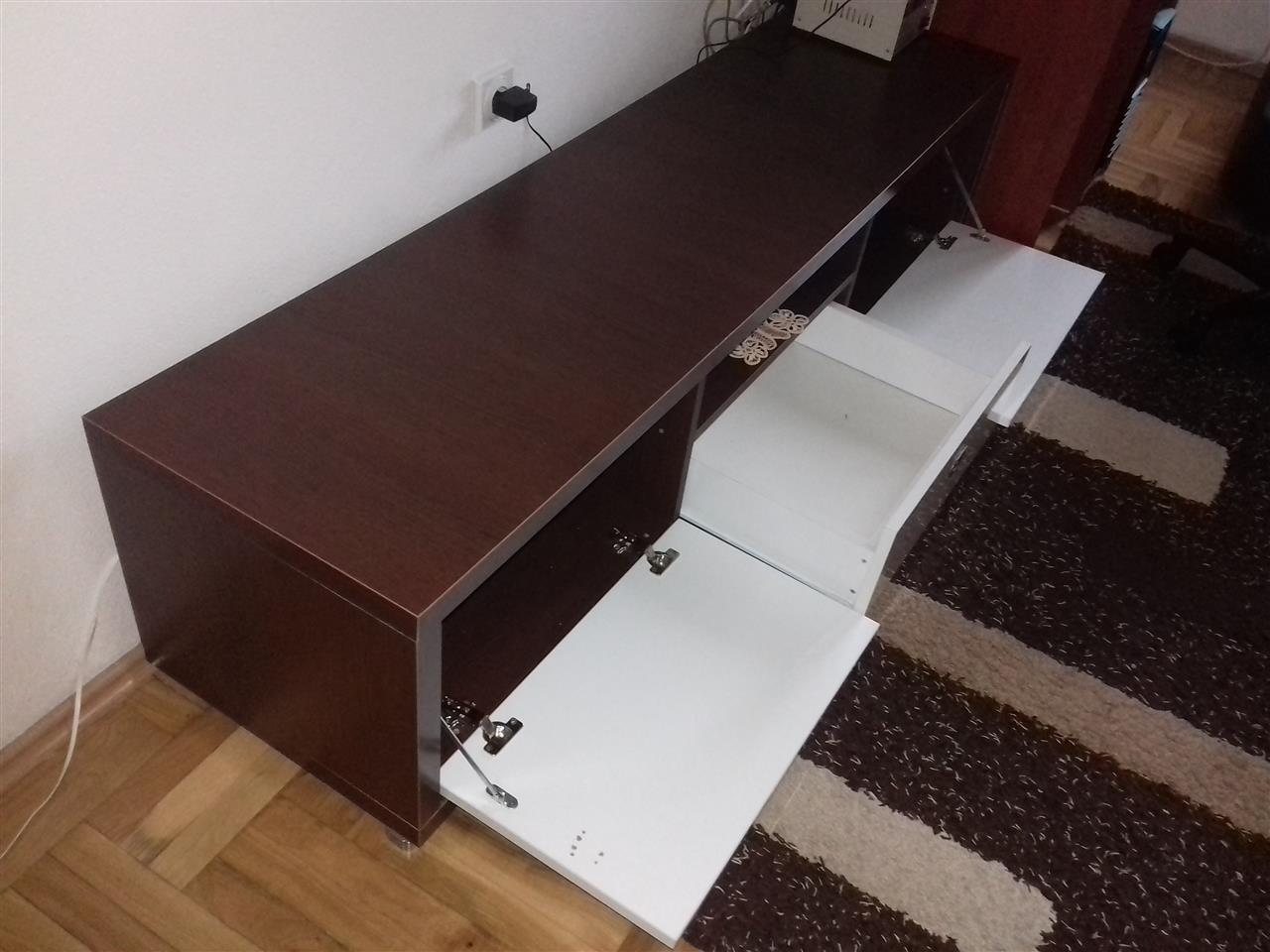Komode-per-Televizor