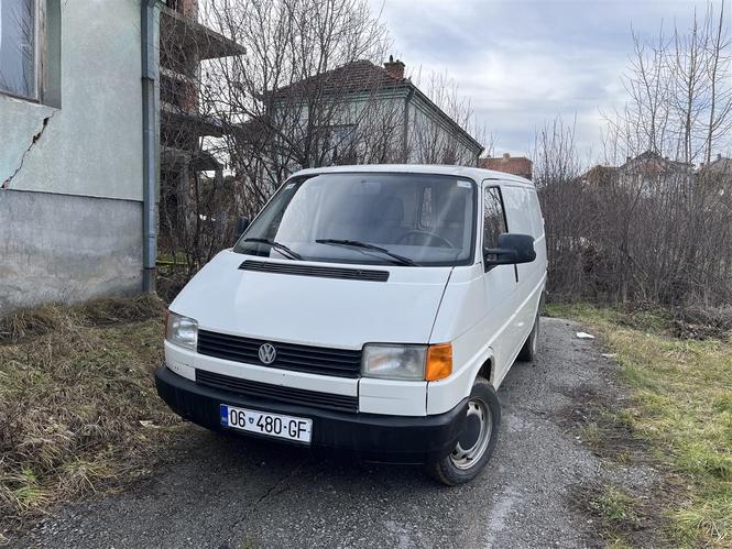 T4 2.4 Dizell 2000€