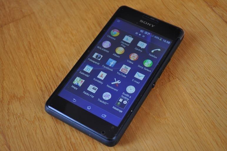 Sony-D2005