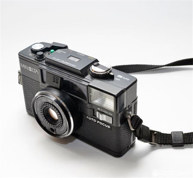 MINOLTA