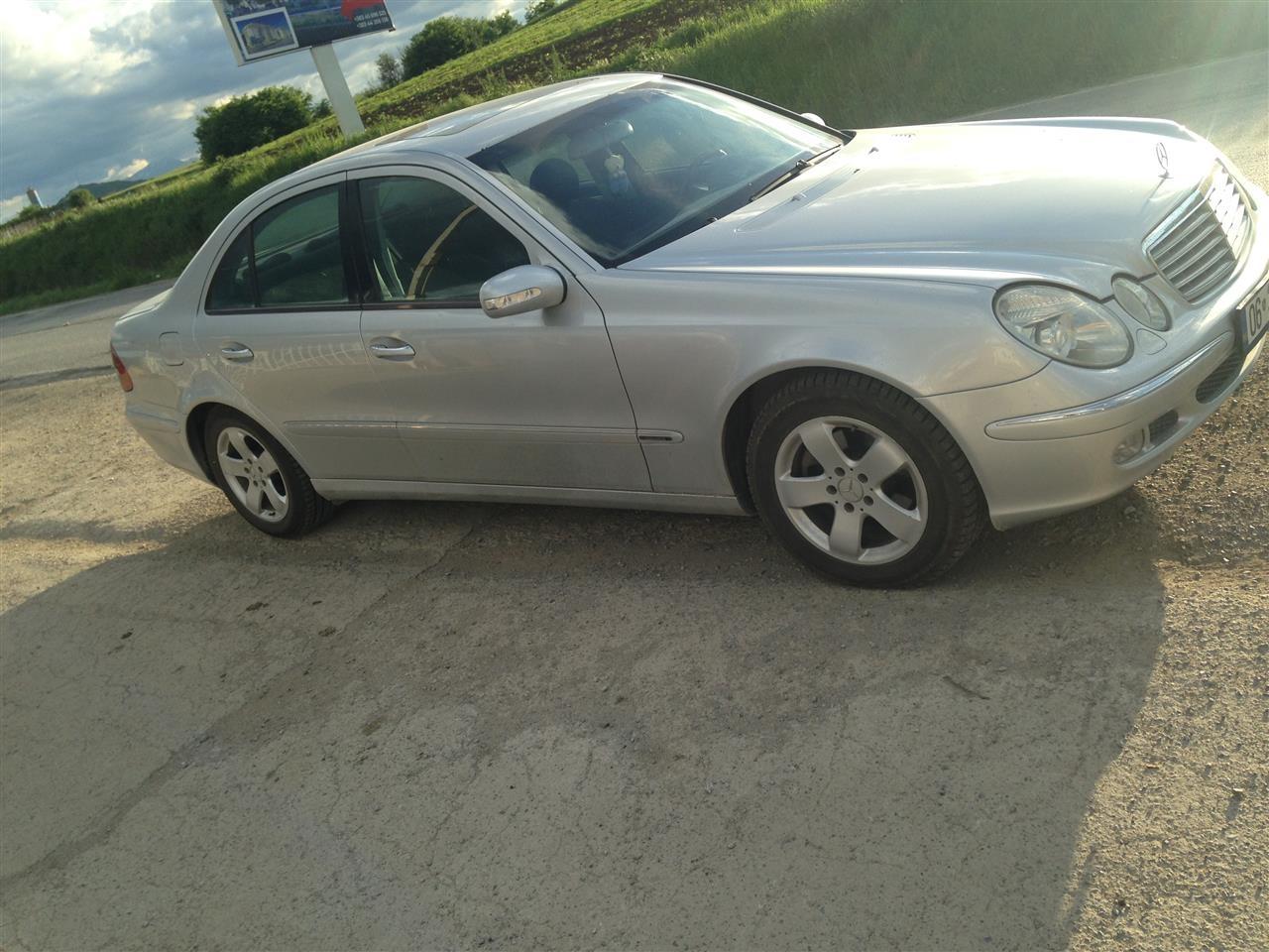 Mercedes-e320
