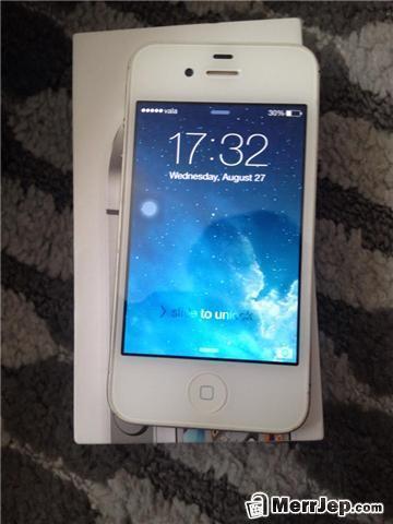 iPhone 4S