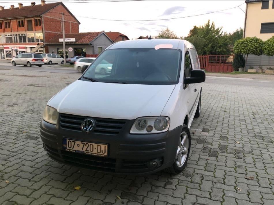 vw-caddy-shitet-