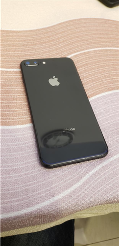 Iphone 8 plus i ri 