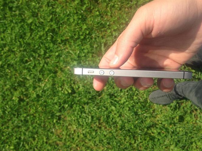 iPhone 5  GOLD