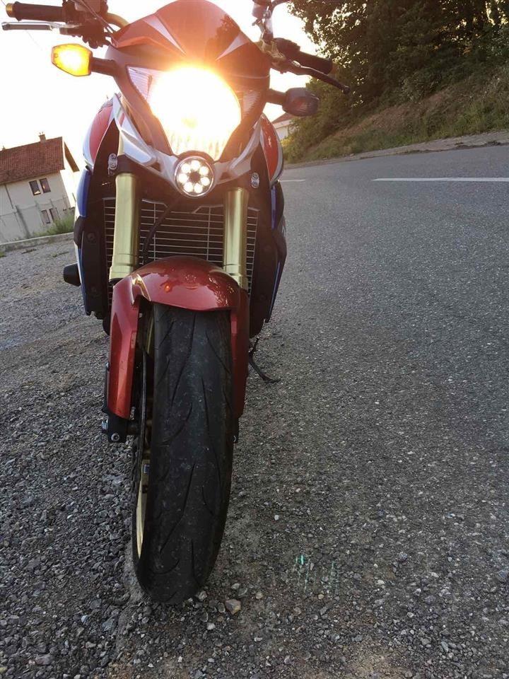 Honda-cb1000r