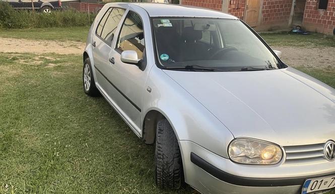 Golf 4