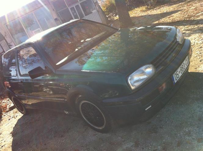 VW Golf -96