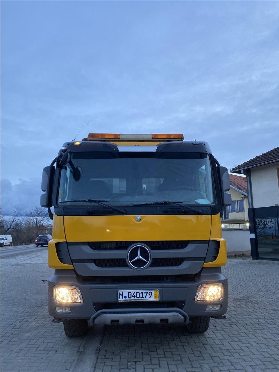 Actros-4144-kiper