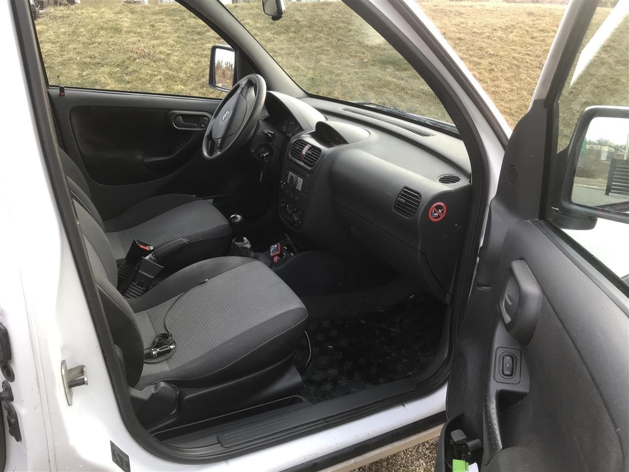 Opel-Combo