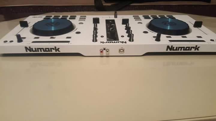 controller-numark-mixtrackpro-3