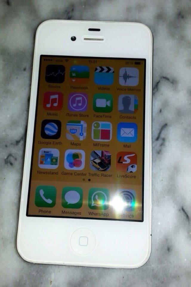 iPhone-4--16-GB