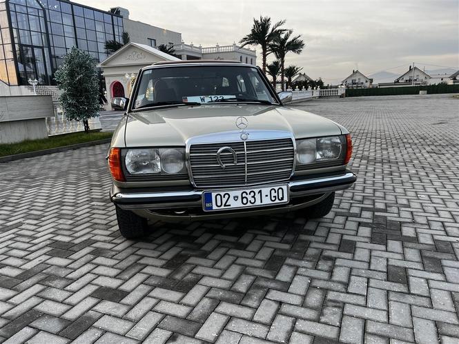 Mercedes Benz