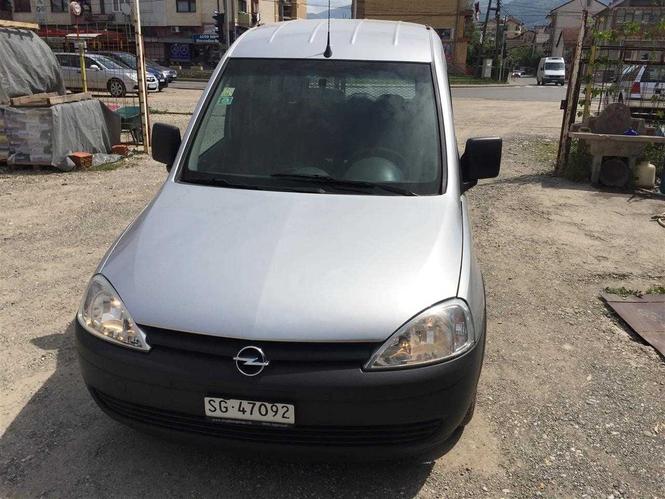 Opel Combo -06