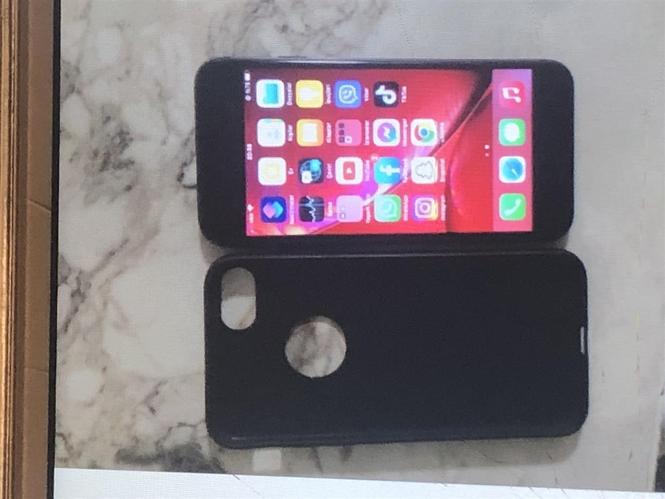 iPhone 8