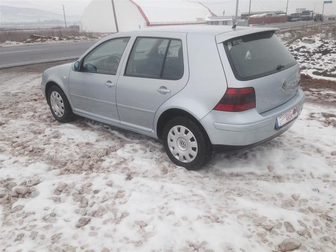 Golf 4