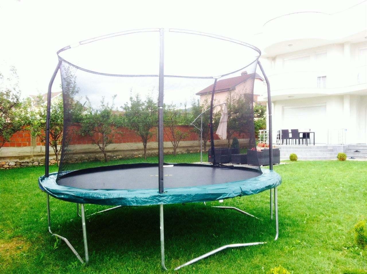 Trampolinin