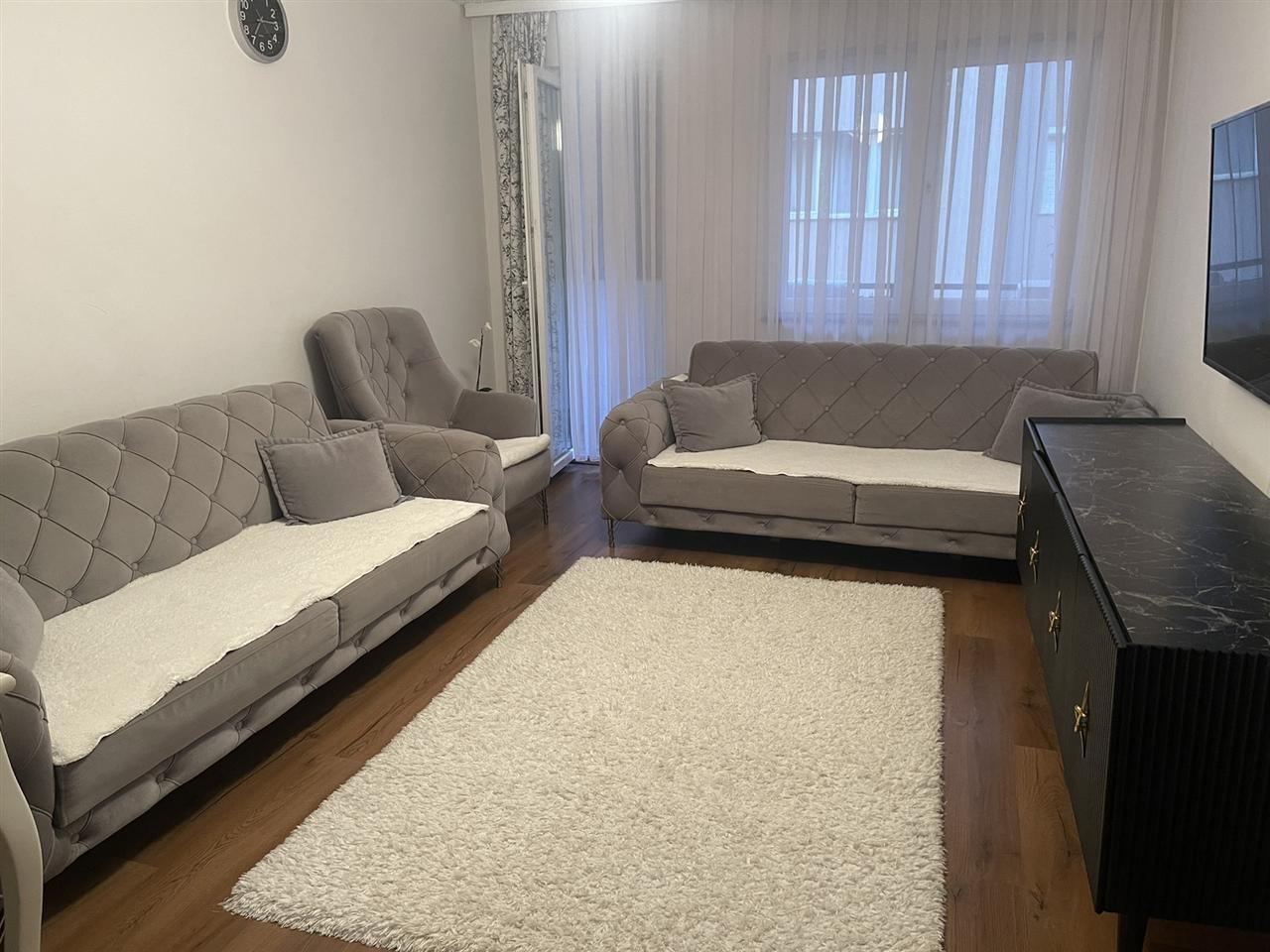 Banesë-në--shitje-në-Fushë-Kosovë