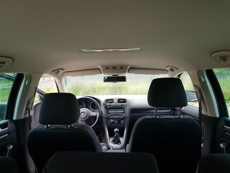 Golf-6-karavan-