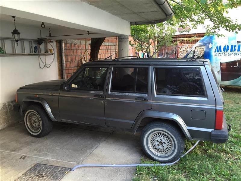 Jeep-Chereoke--90