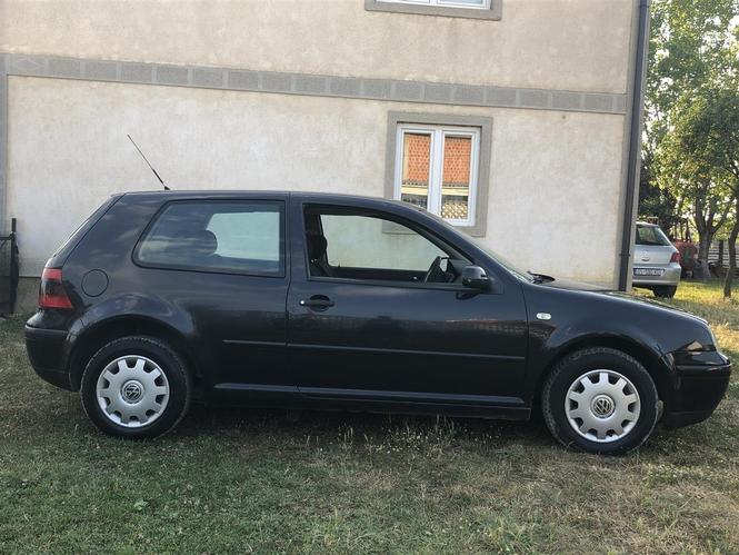 Golf 4