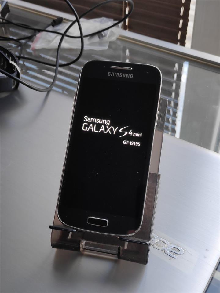 Samsung-S4-mini