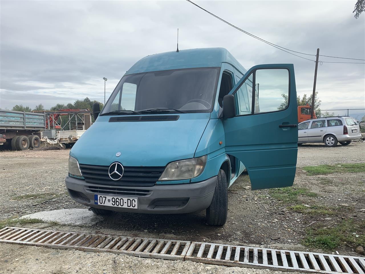 Mercedes-sprinter