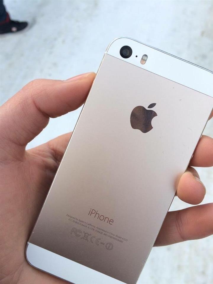 Shitet-iphone-5s--gold--