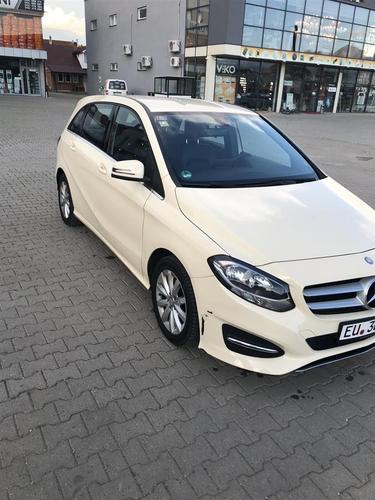 Mercedes B180 2015
